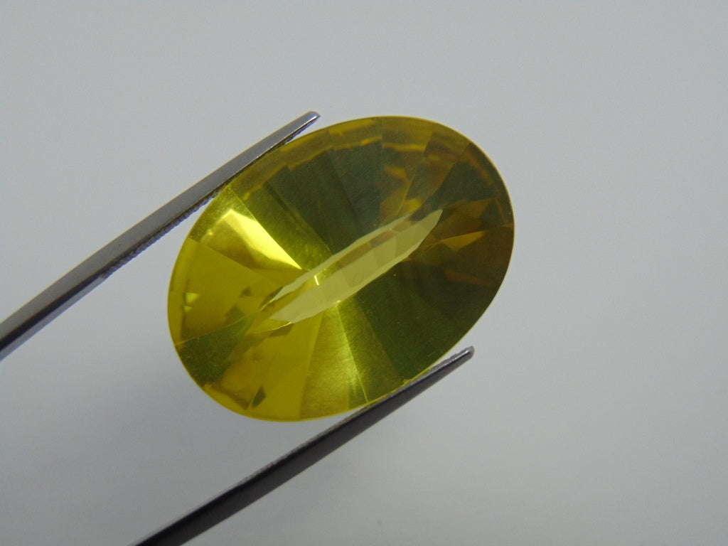 30.60cts Quartz (Green Gold)