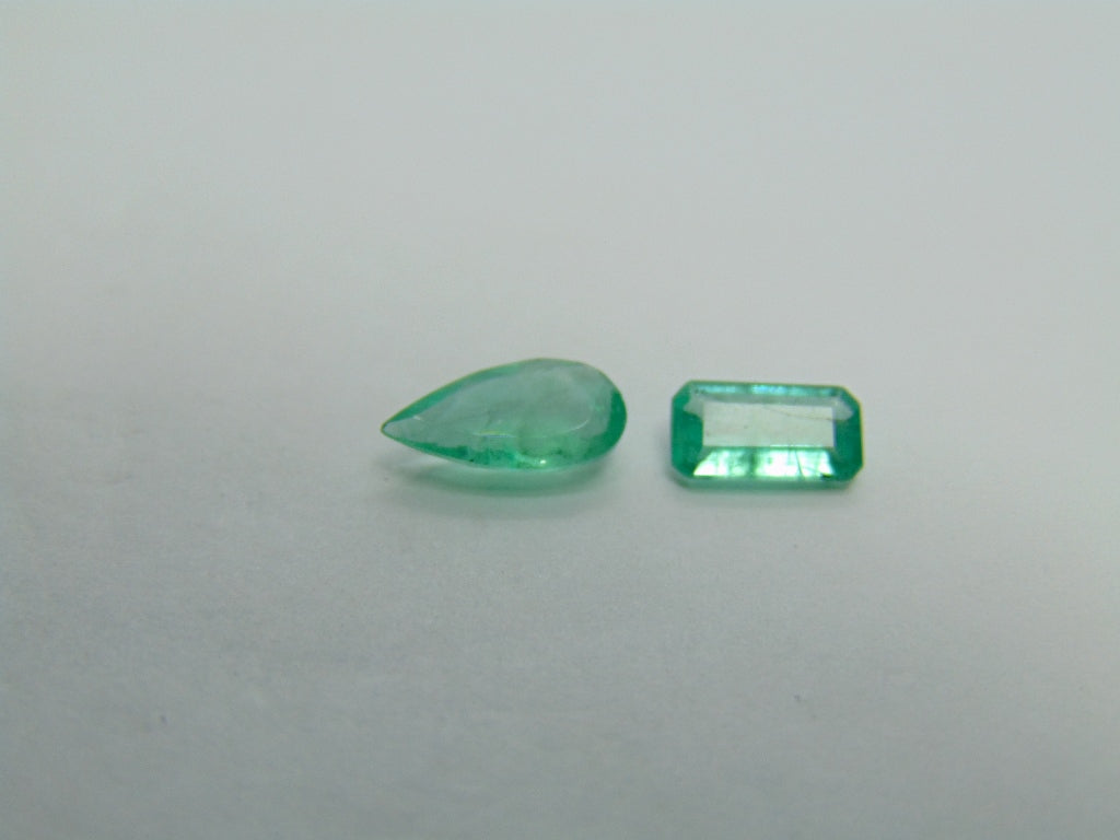 1.43ct Emerald 10x5mm 8x4mm