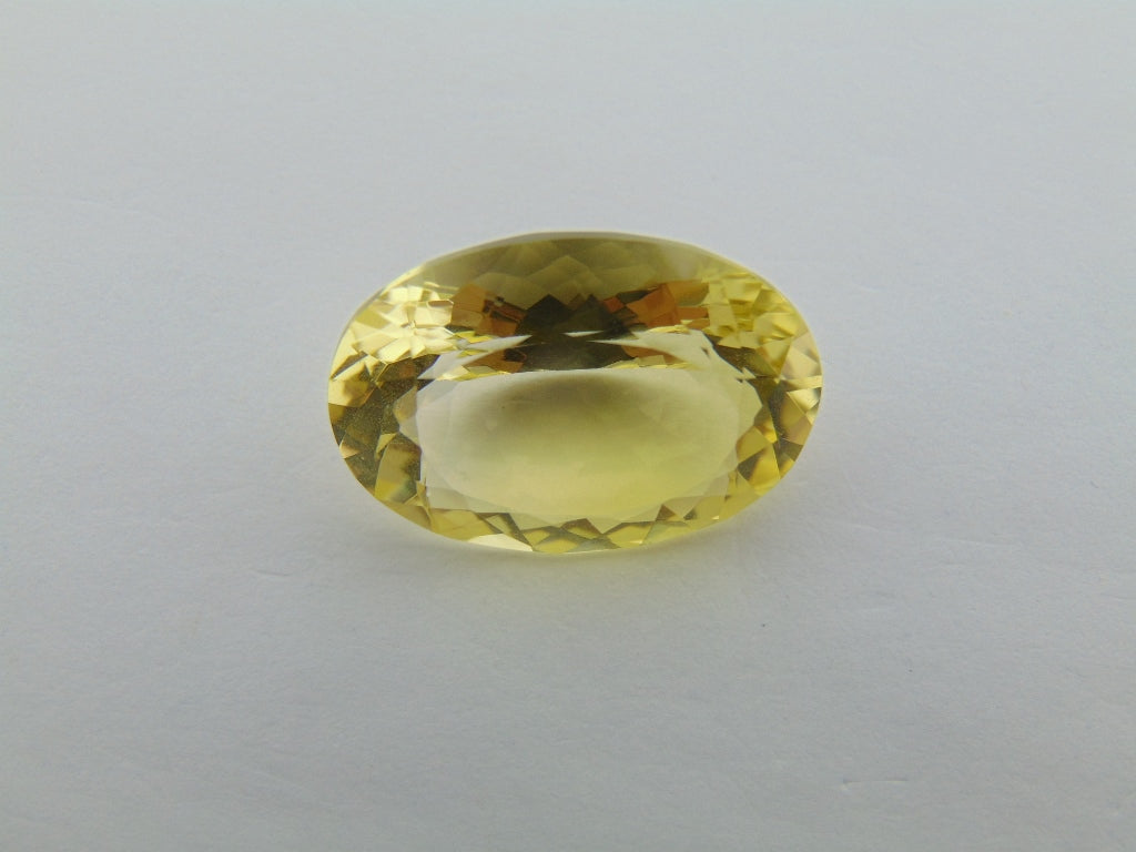 20.90cts Quartz (Green Gold)