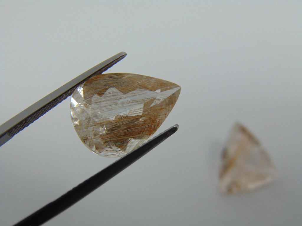 17.40cts Topaz With Golden Rutile