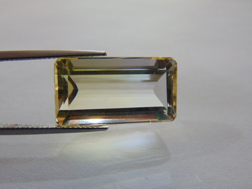 21.70ct Green Gold Bicolor 23x13mm