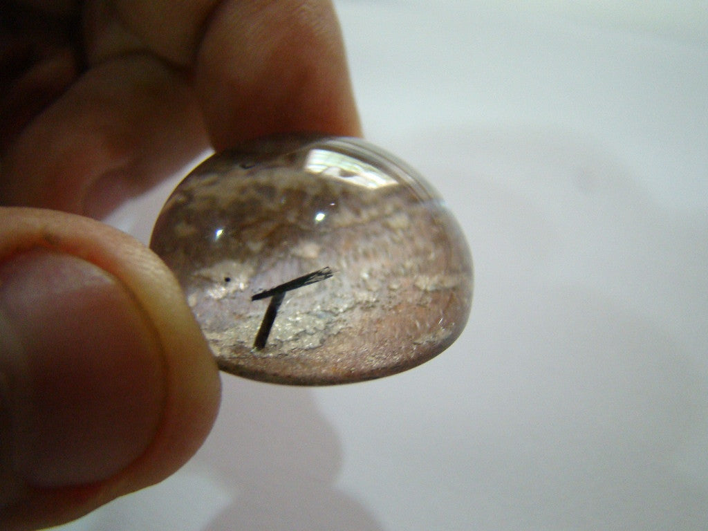 63.50ct Quartz Inclusion 20mm