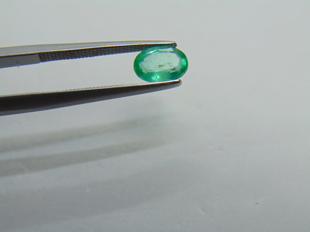0.89ct Emerald 7x5mm