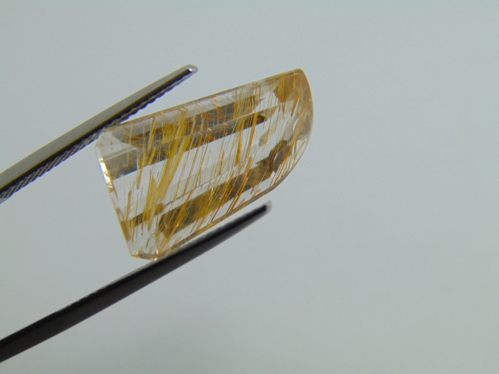 18.90cts Topaz With Rutile