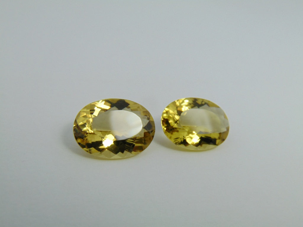 26cts Quartz (Green Gold) Pair