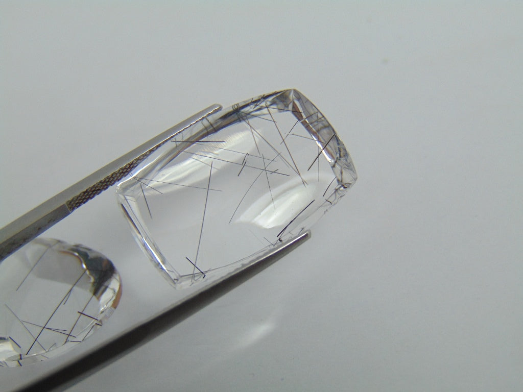 34.20ct Quartz Inclusion