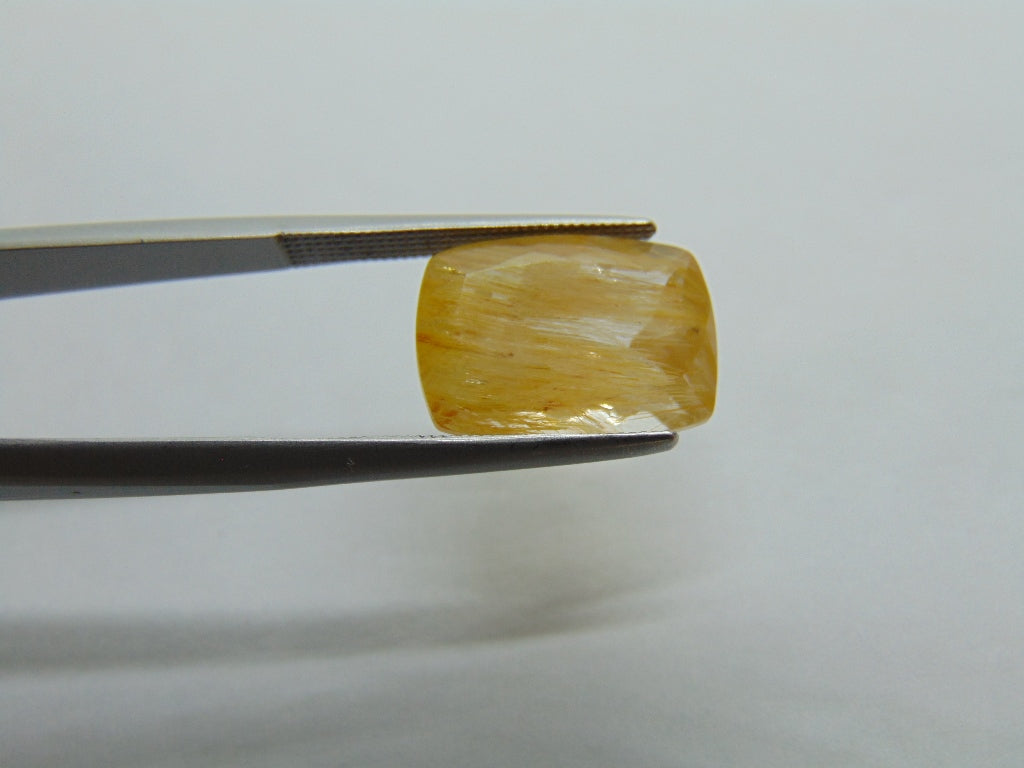 9.70ct Topaz With Inclusion 14x10mm