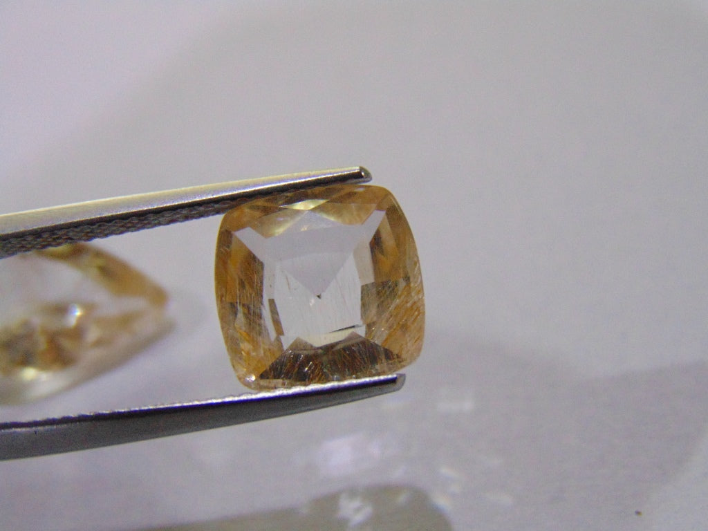 11.50ct Topaz With Golden Rutile 14x10mm 10mm