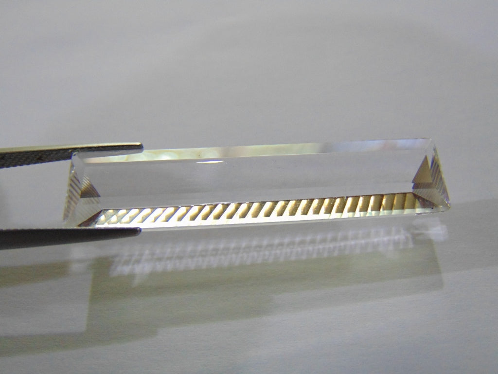 21.50ct Quartz Crystal 43x10mm