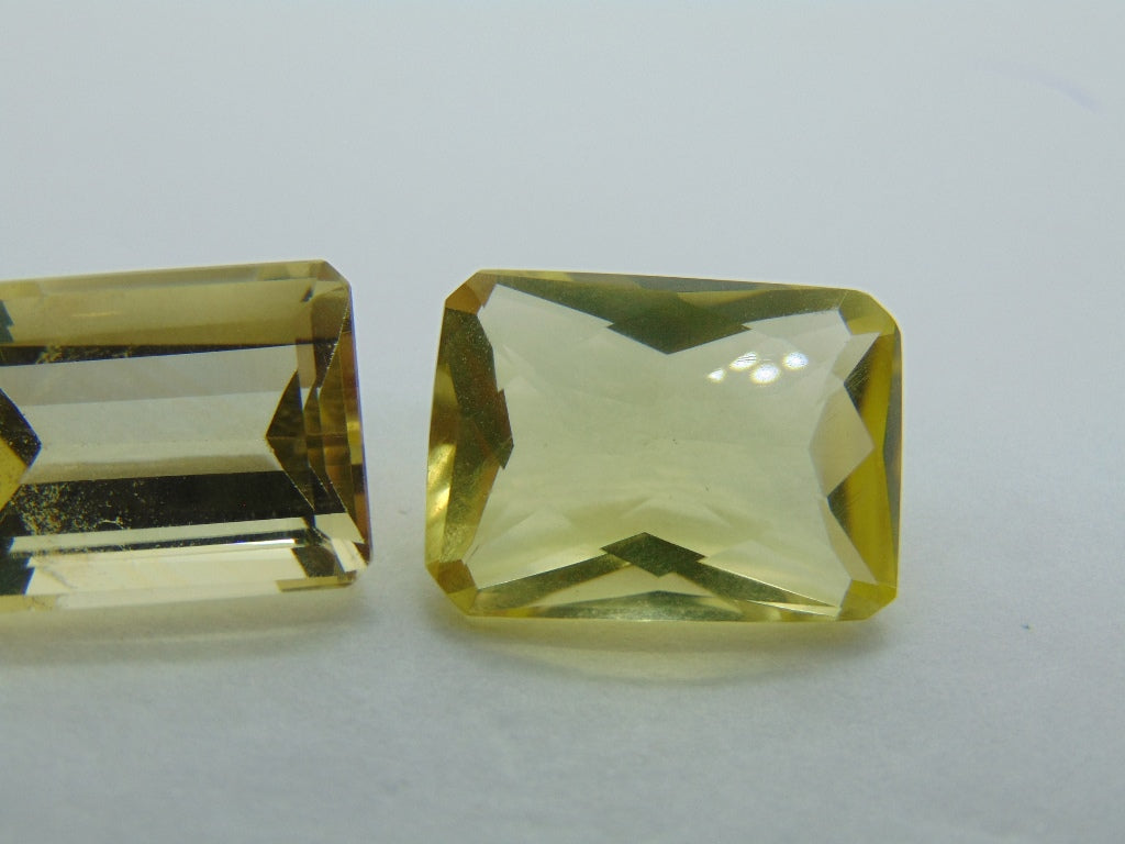 51.20cts Quartz (Green Gold)