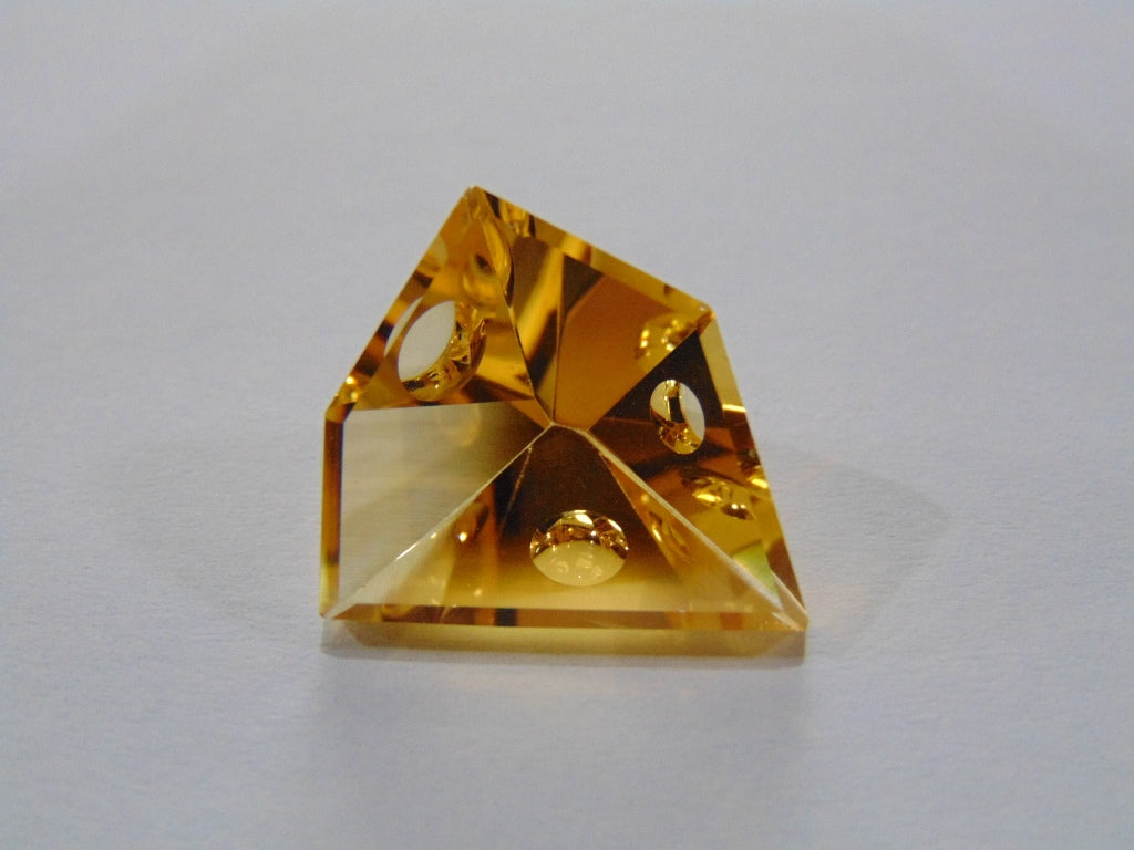 15ct Citrine With Bubbles 21x21x10mm