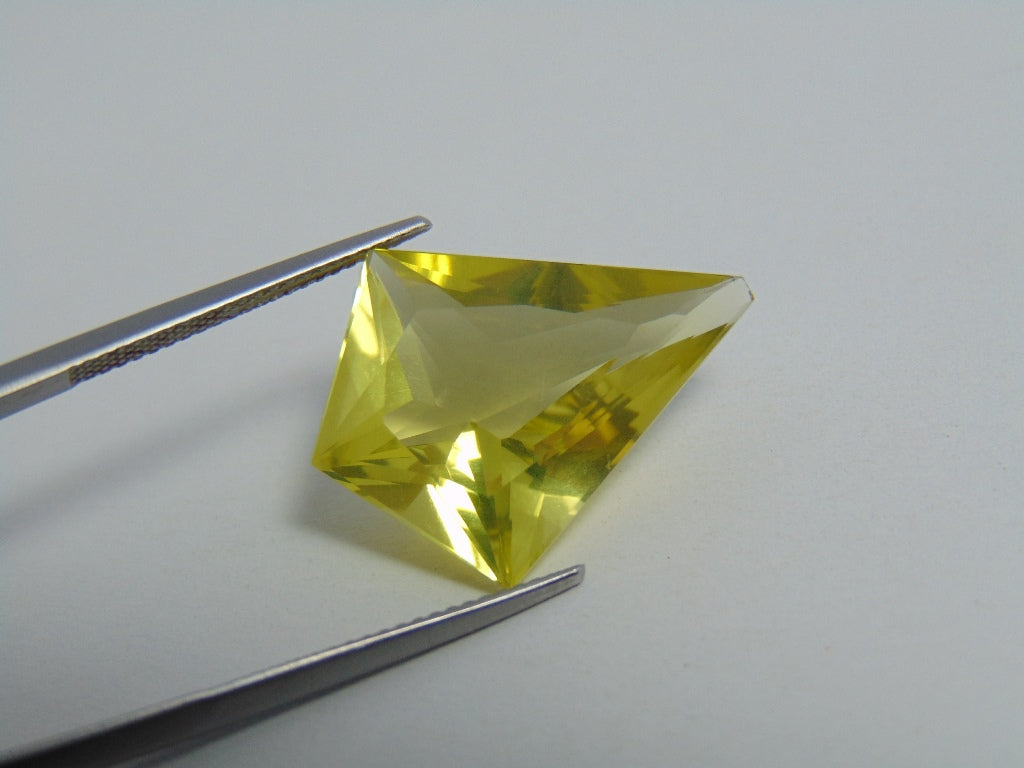 11.80ct Green Gold 23x18mm