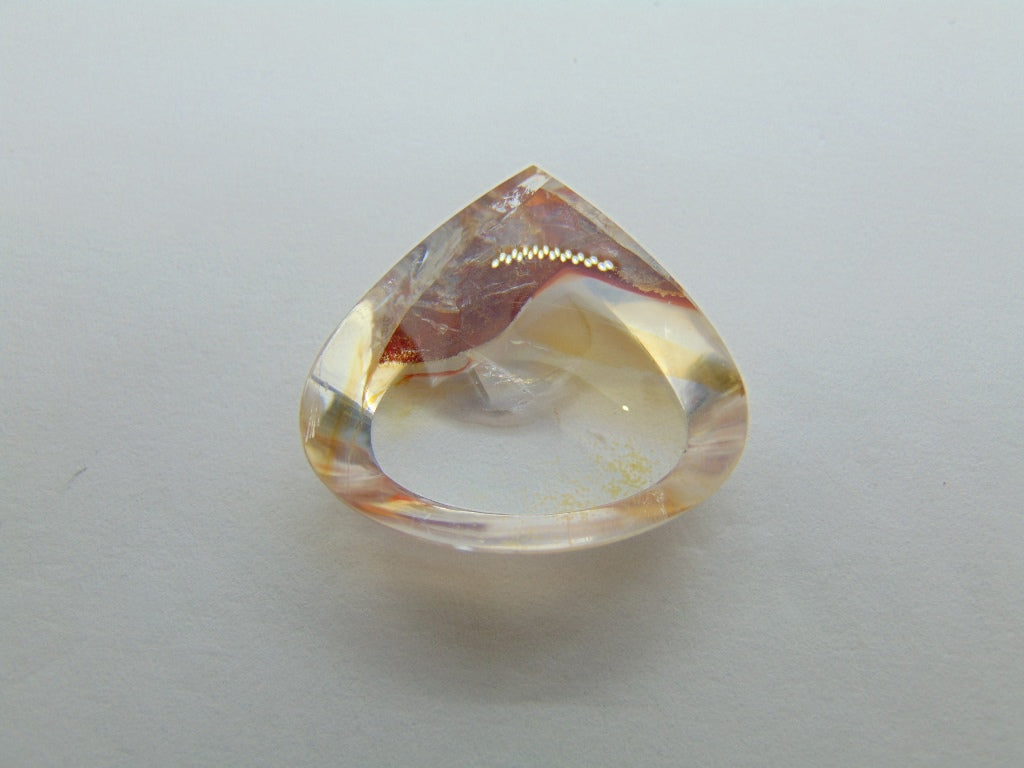 28.80ct Quartz Inclusion 23x22mm