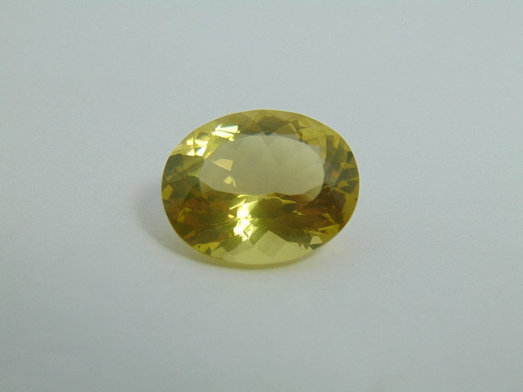 21.90cts Quartz (Green Gold)
