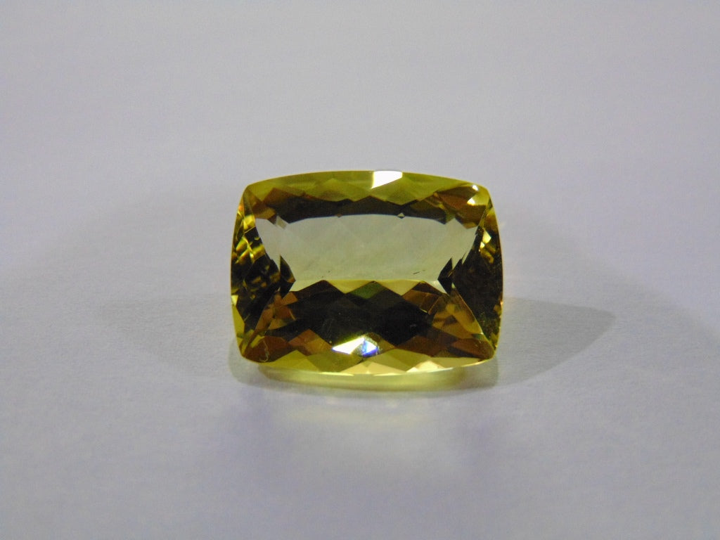 16ct Quartz (Green Gold)