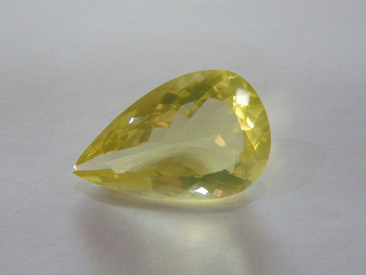 71ct Quartz (Green Gold)