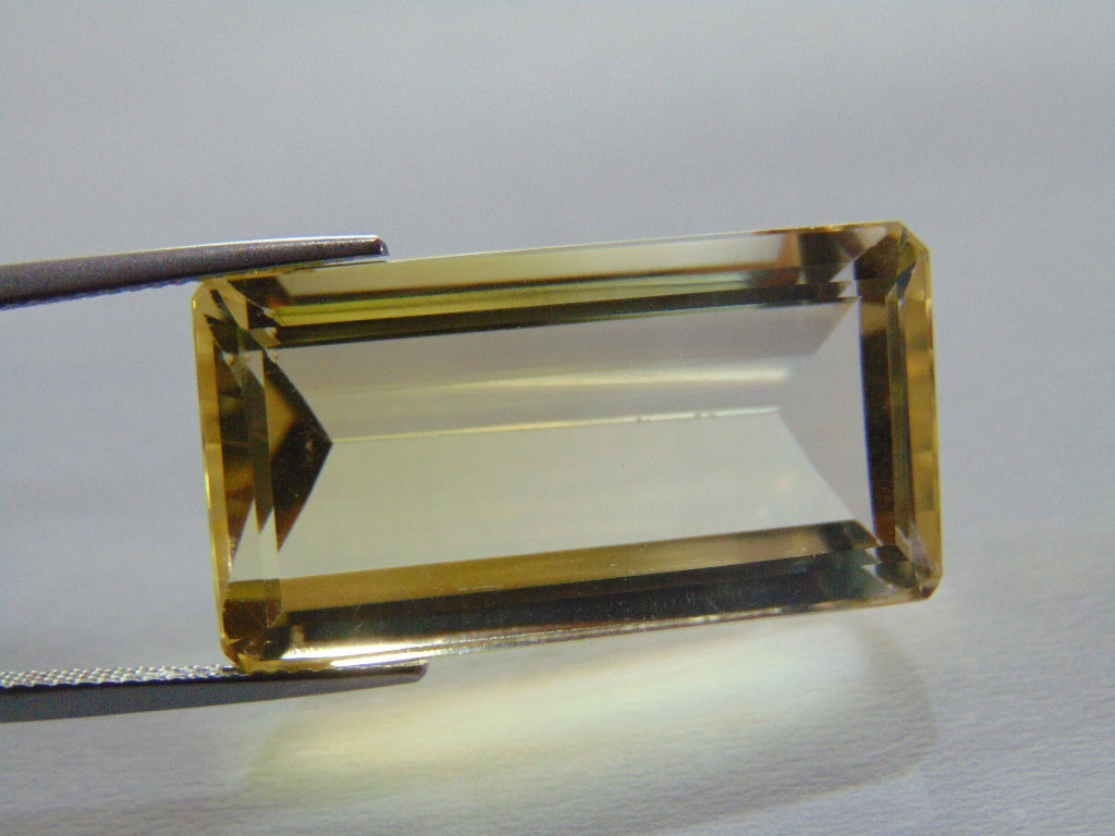 33.30ct Green Gold Bicolor 27x14mm