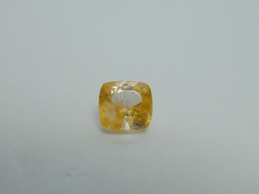 4.90ct Topaz With Inclusion 9mm