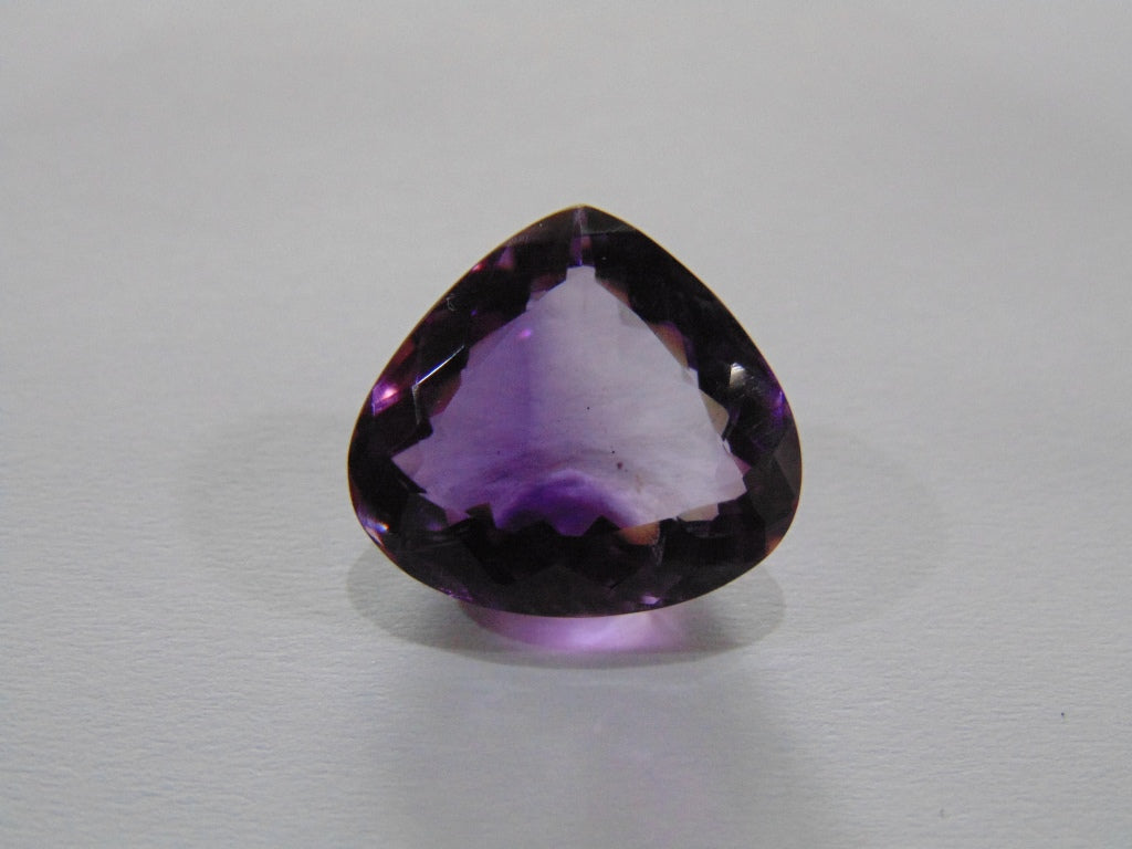 13.80ct Amethyst (Bicolor)