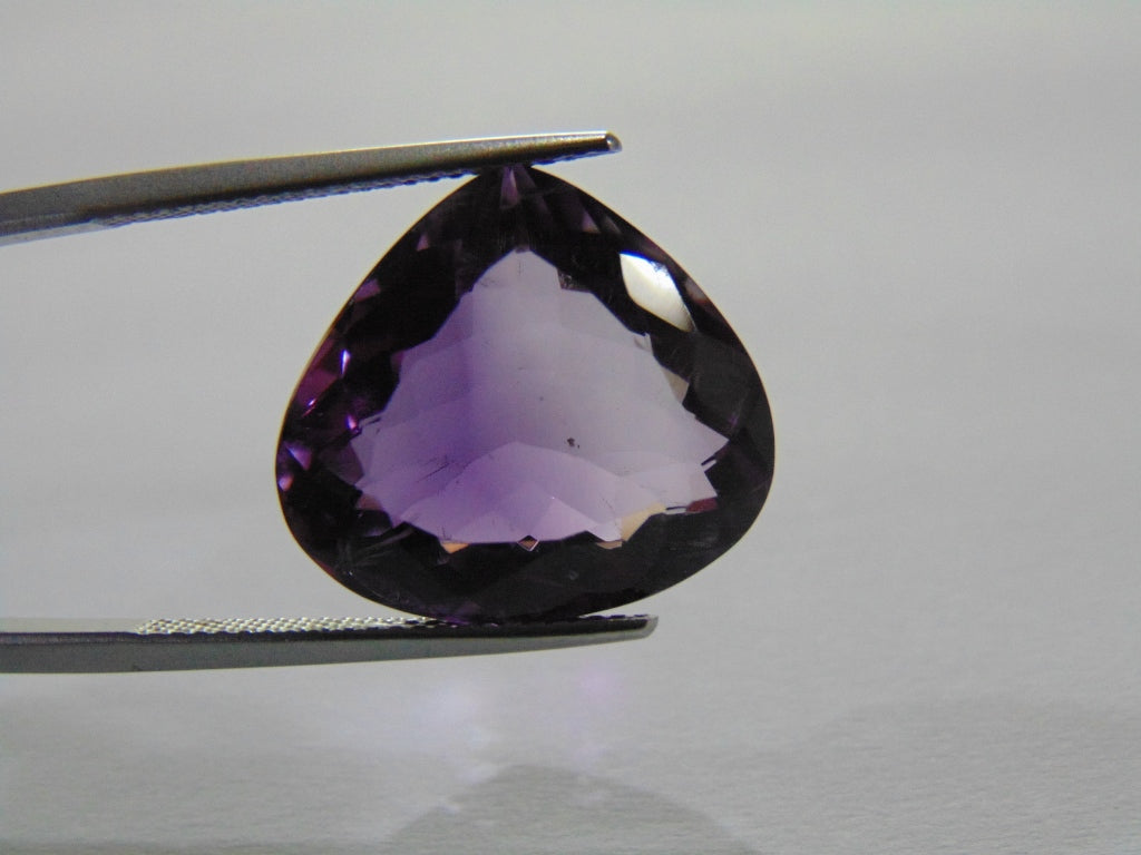 13.80ct Amethyst (Bicolor)