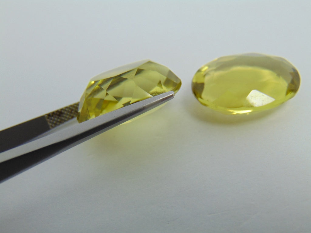 33.70cts Quartz (Green Gold)