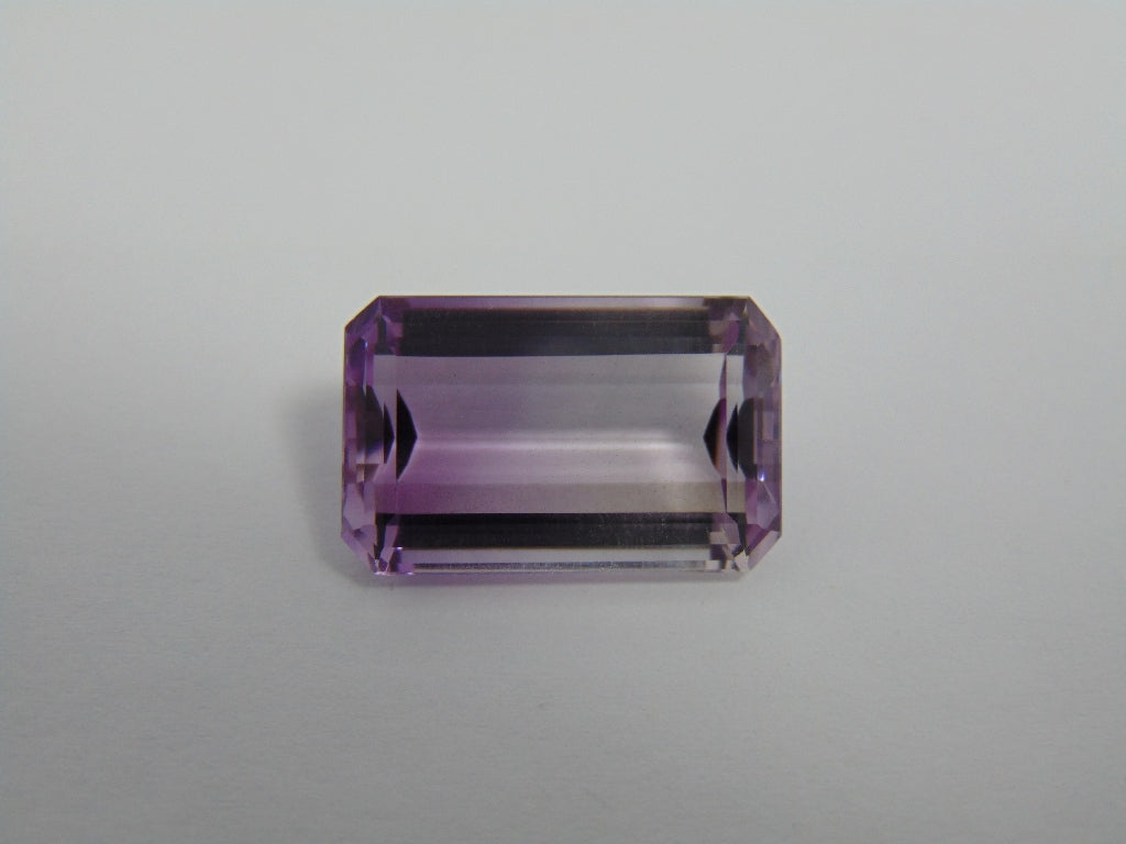 20.80cts Amethyst (Bicolor)