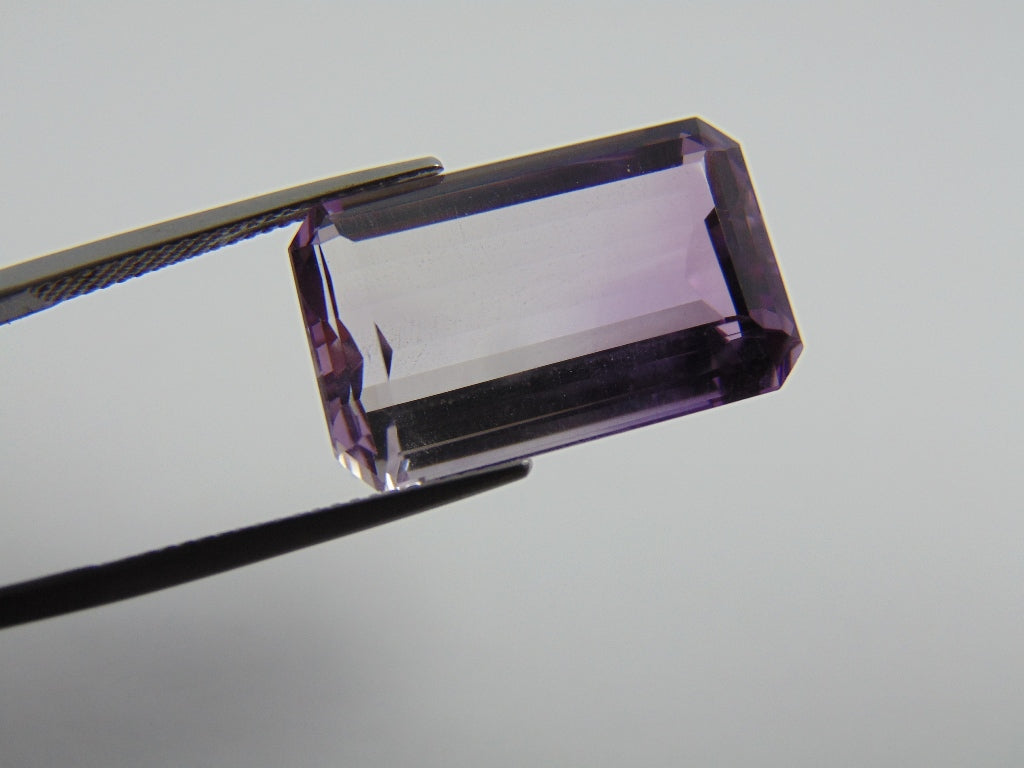 20.80cts Amethyst (Bicolor)