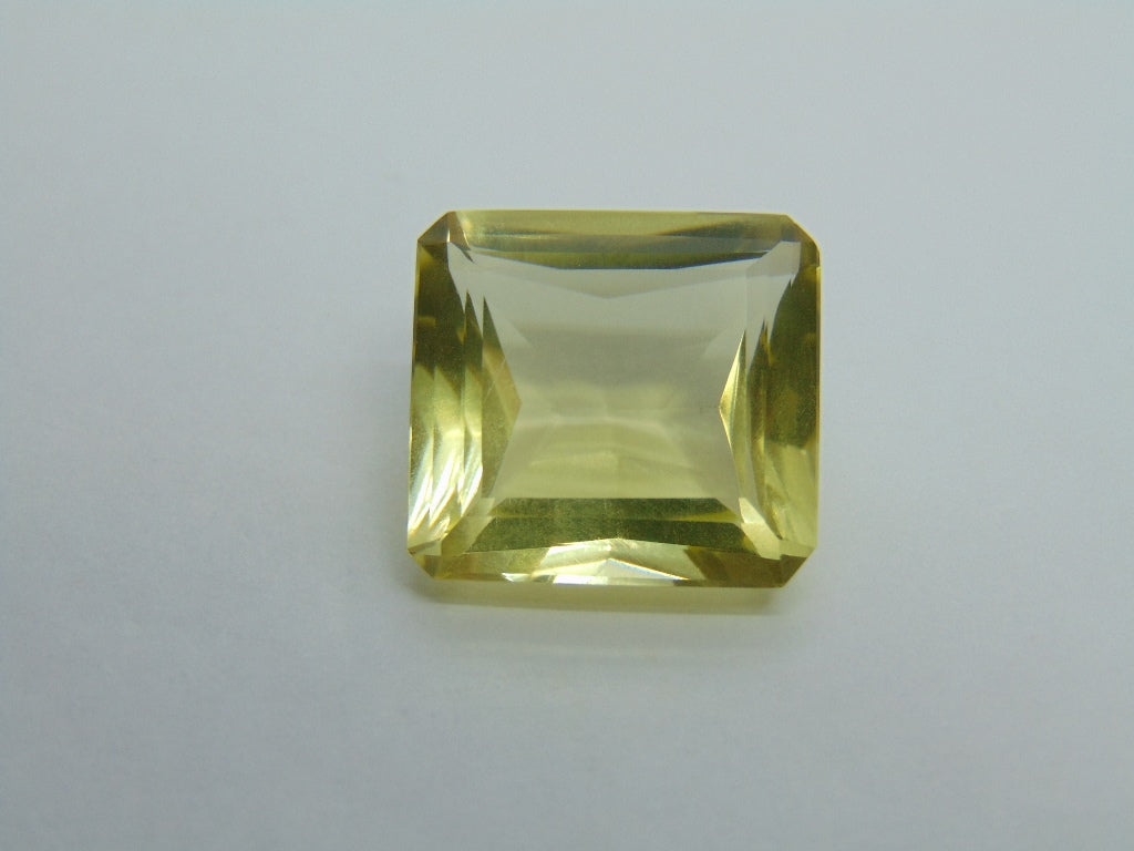 20.30ct Green Gold 18x17mm