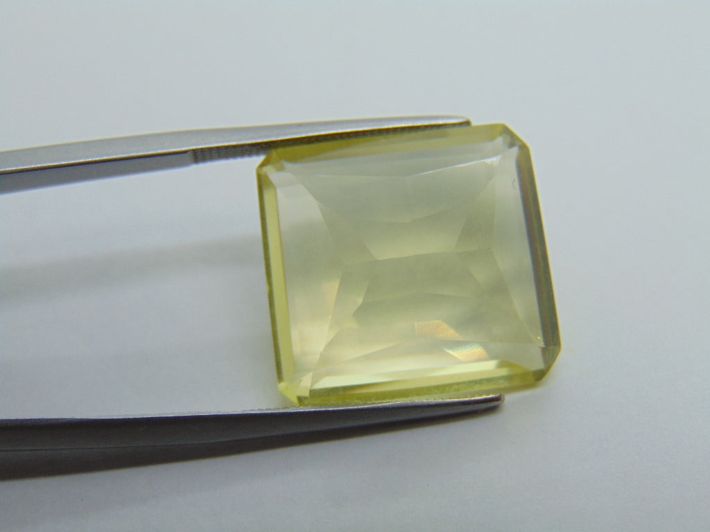 20.30ct Green Gold 18x17mm