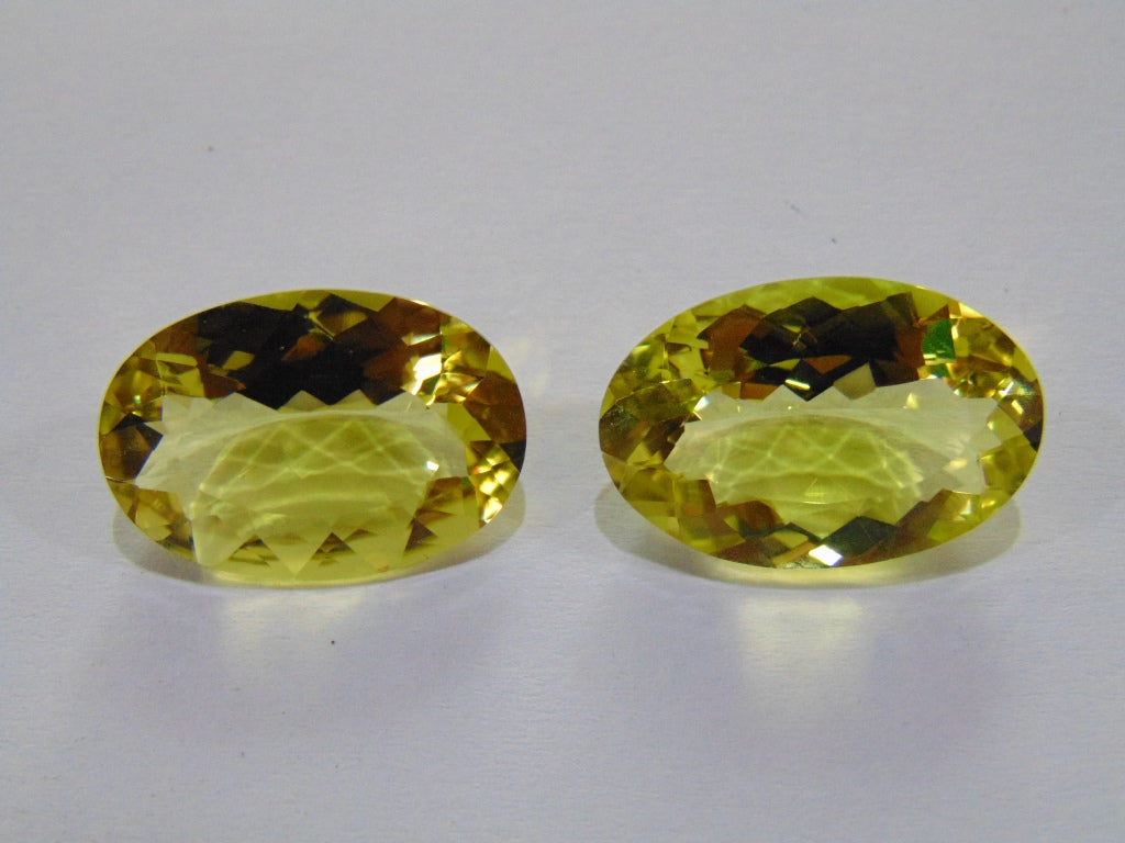 28.20ct Quartz Green Gold