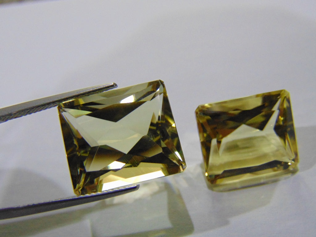 36.40ct Quartz (Green Gold) Pair