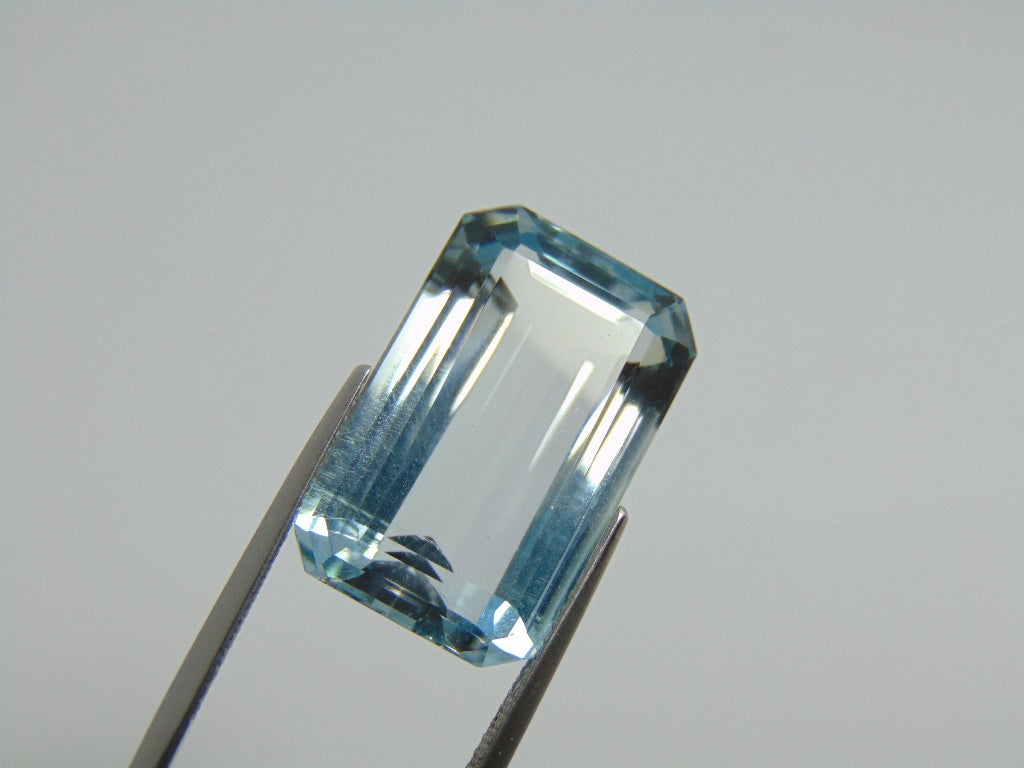 29.10ct Topaz Natural 22x14mm