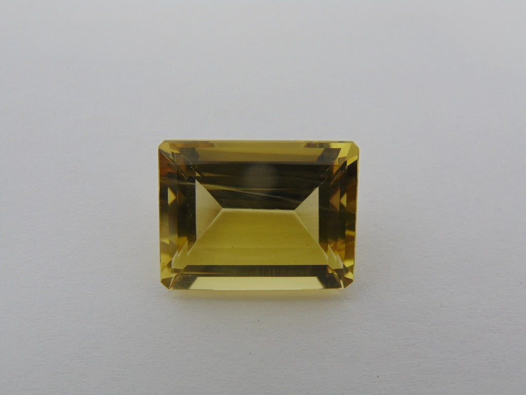 25.20cts Quartz (Green Gold)