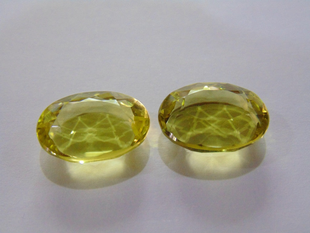 37ct Quartz (Green Gold) Pair