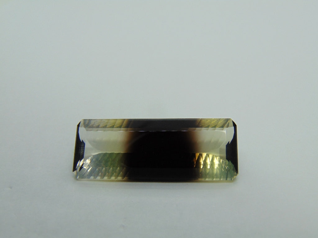 36.80ct Green Gold Bicolor 38x14mm