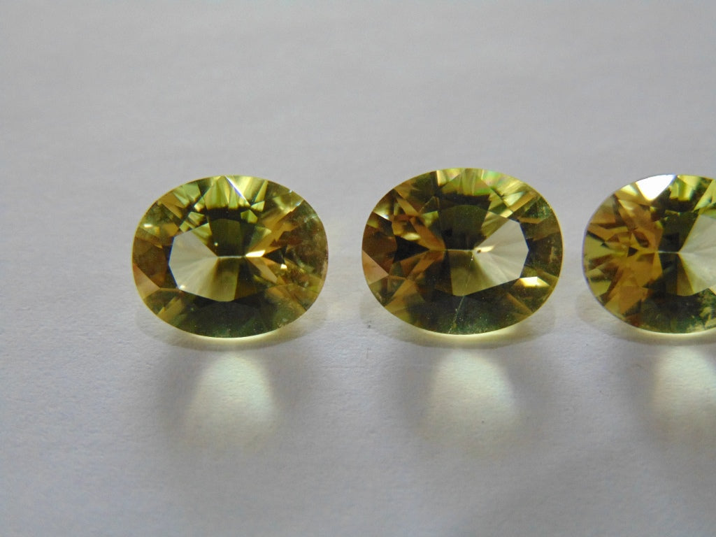 12.30ct Green Gold Calibrated 11x9mm