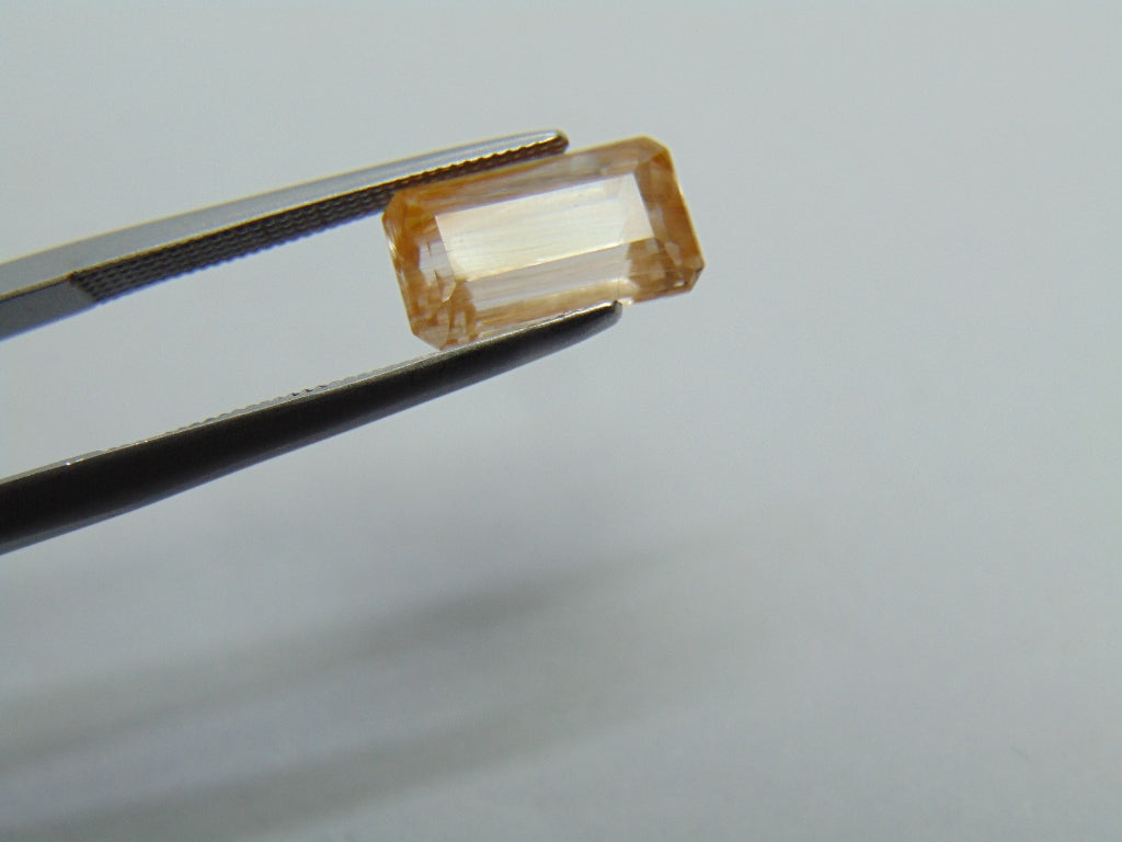 3.75ct Topaz With Inclusion 11x6mm