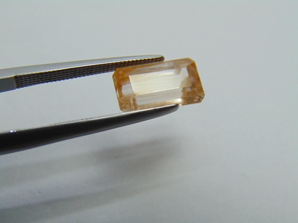 3.75ct Topaz With Inclusion 11x6mm