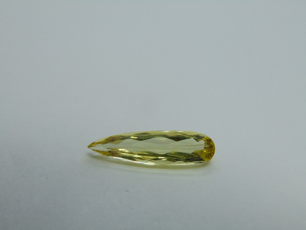 4.87ct Beryl With Needle 23x6mm