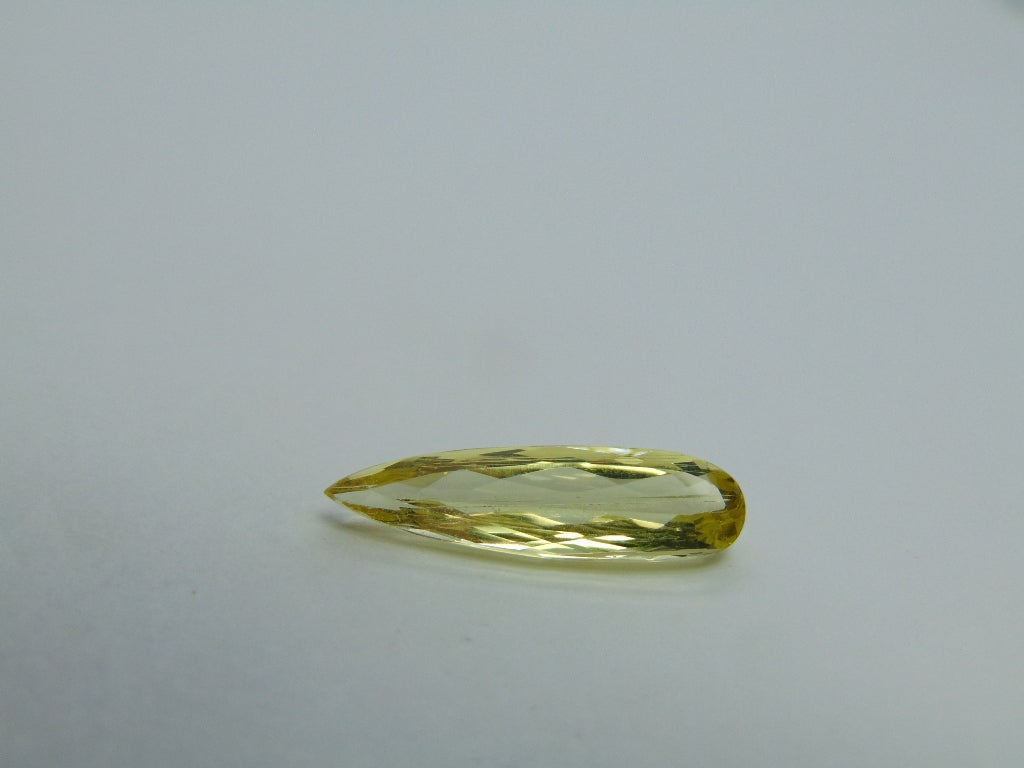 4.87ct Beryl With Needle 23x6mm