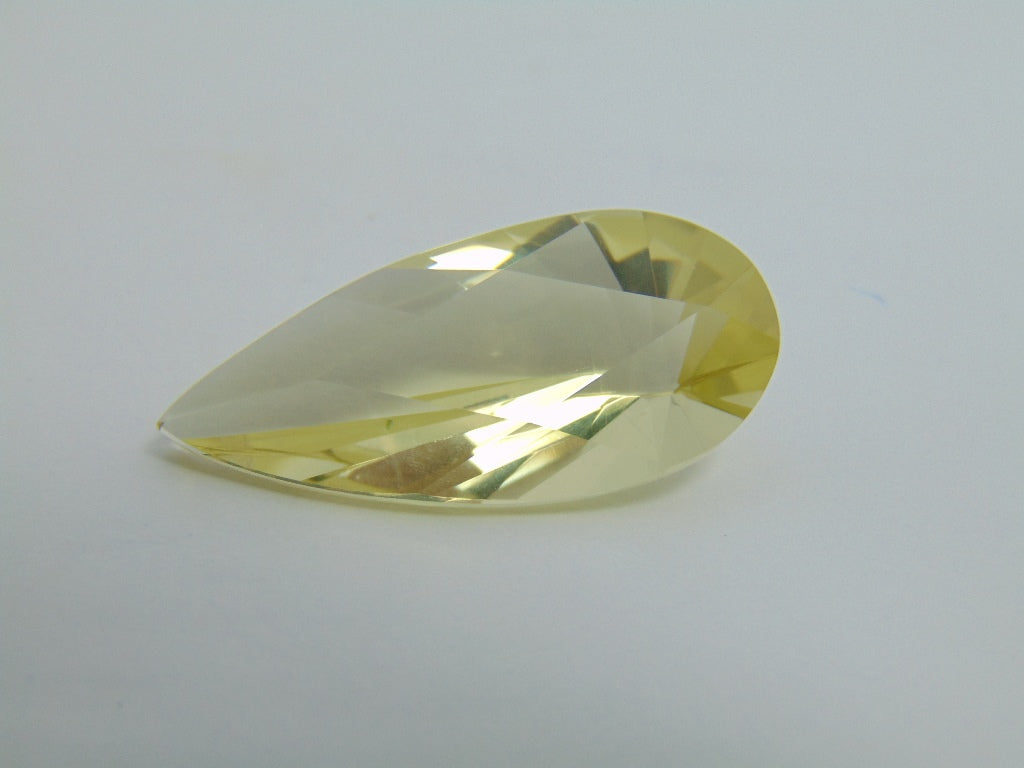 40.50cts Quartz (Green Gold)