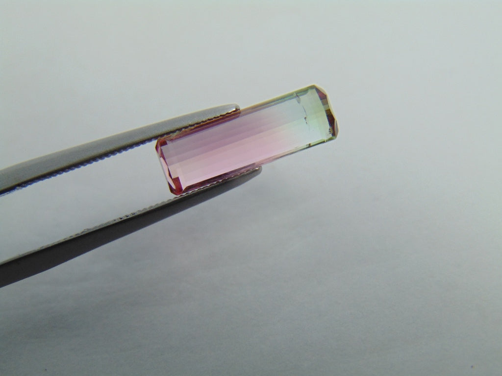 2.25cts Tourmaline (Bicolor)