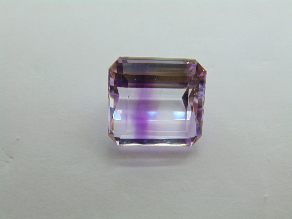 20.11ct Amethyst Bicolor 17x16mm