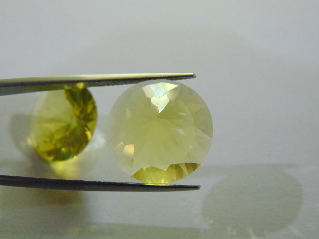 31ct Quartz (Green Gold)