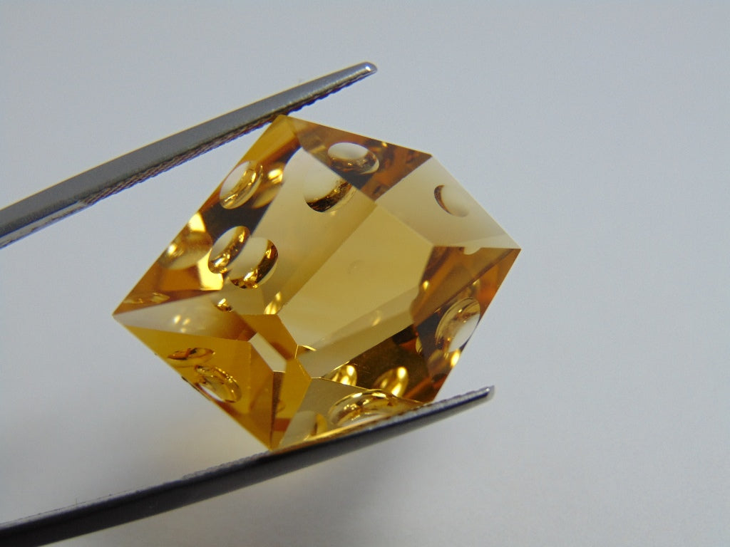 25.30ct Citrine With Bubbles 25x19mm