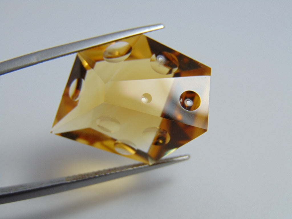 25.30ct Citrine With Bubbles 25x19mm