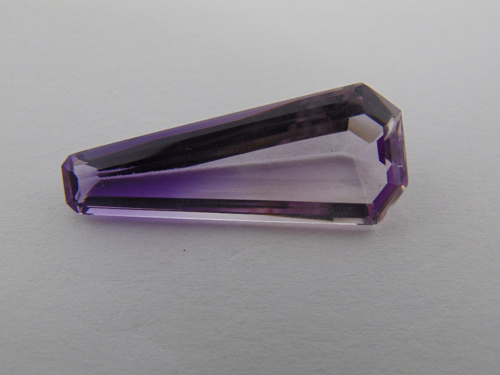 18.60ct Amethyst Bicolor 34x14mm