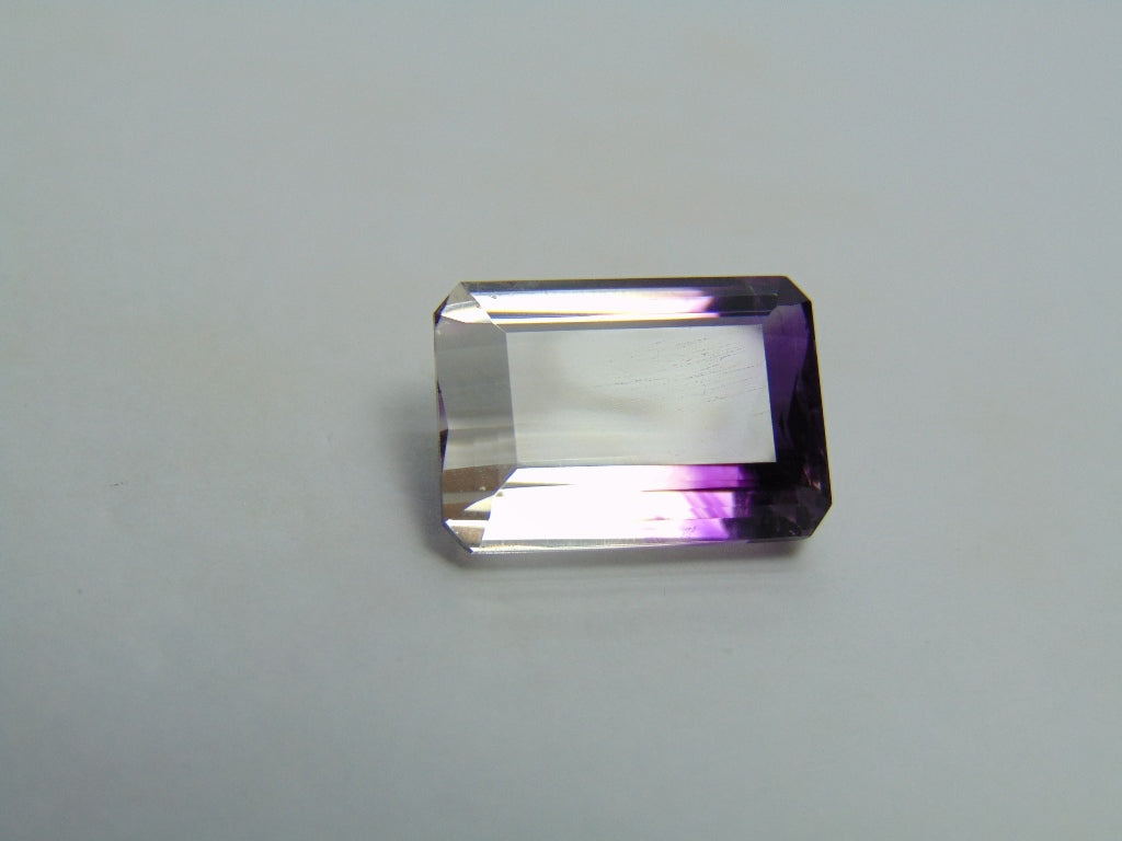 15.25ct Amethyst Bicolor 18x12mm