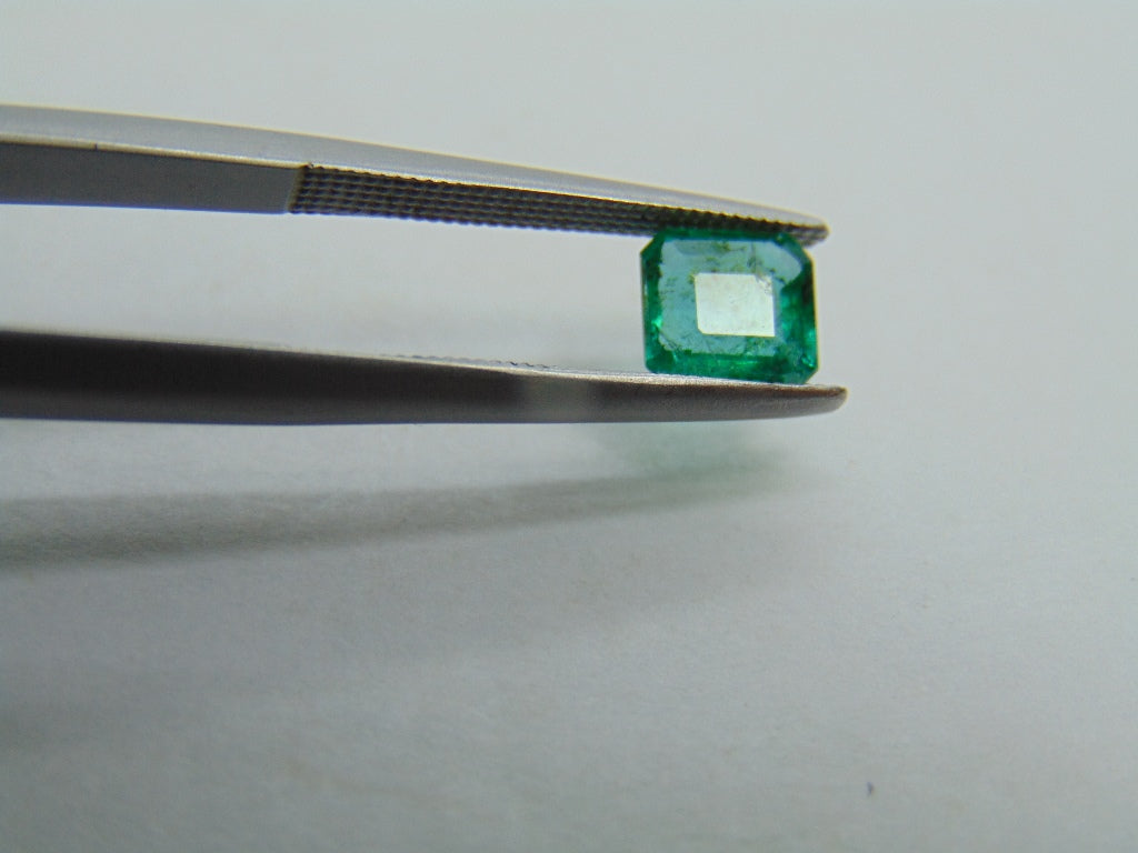 0.70ct Emerald 6x5mm