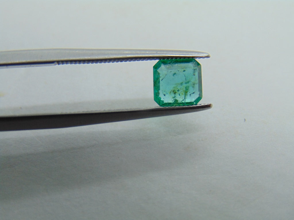 0.70ct Emerald 6x5mm